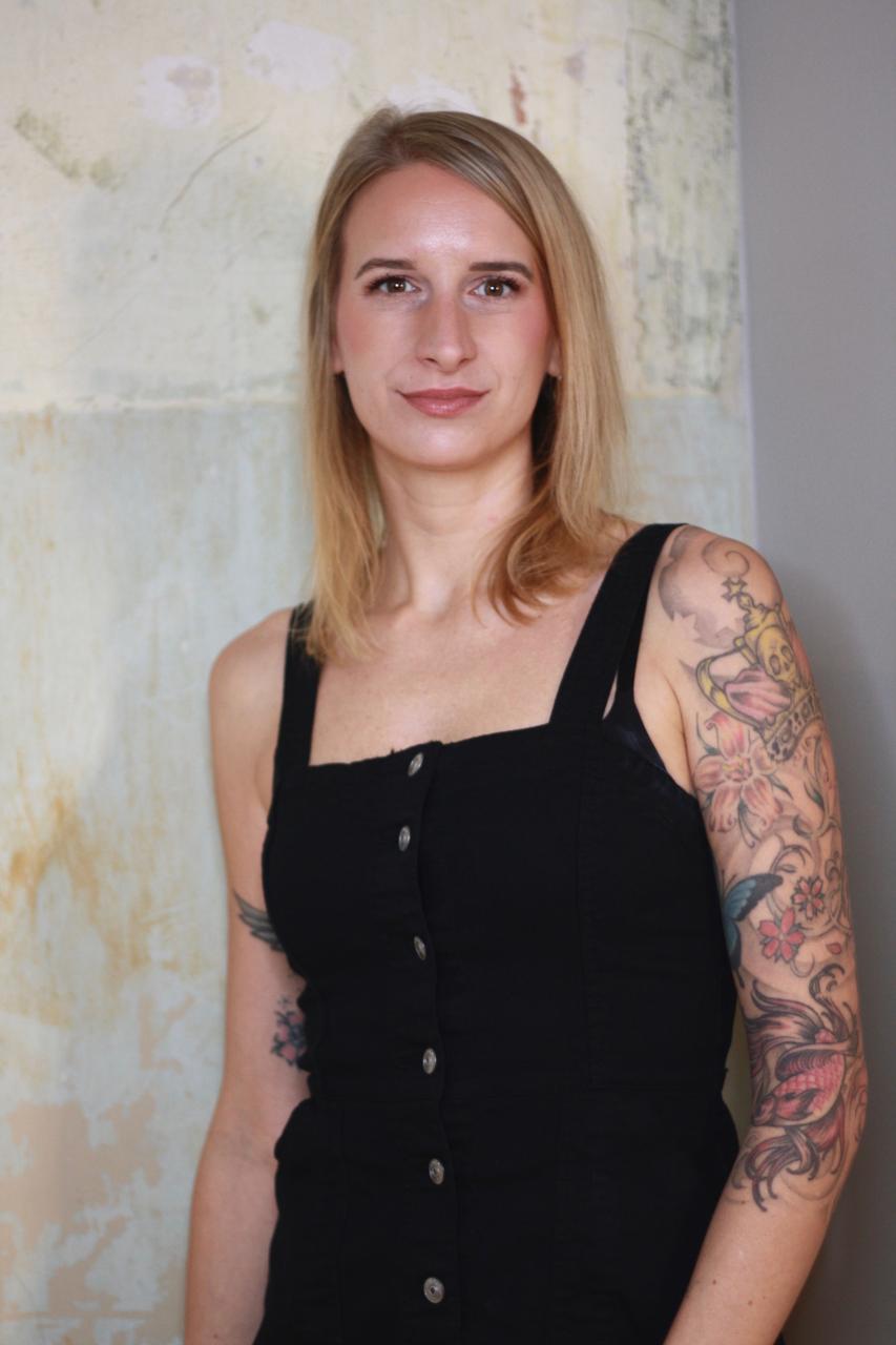 SIEBEN DOLCHE - Piercing by Romina